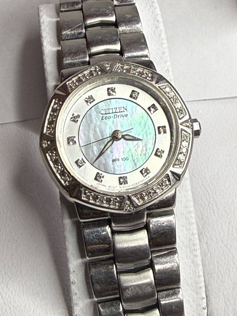 Citizen Eco Drive Diamond Watch Mother of Pearl Dial E031-S053650 WR100 Solar